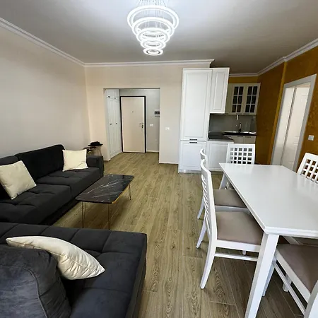GOLEM Best Apartment