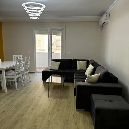 公寓 Golem Best Apartment *